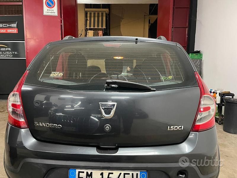 Usata Dacia Sandero Stepway 2012 Grigio Berlina