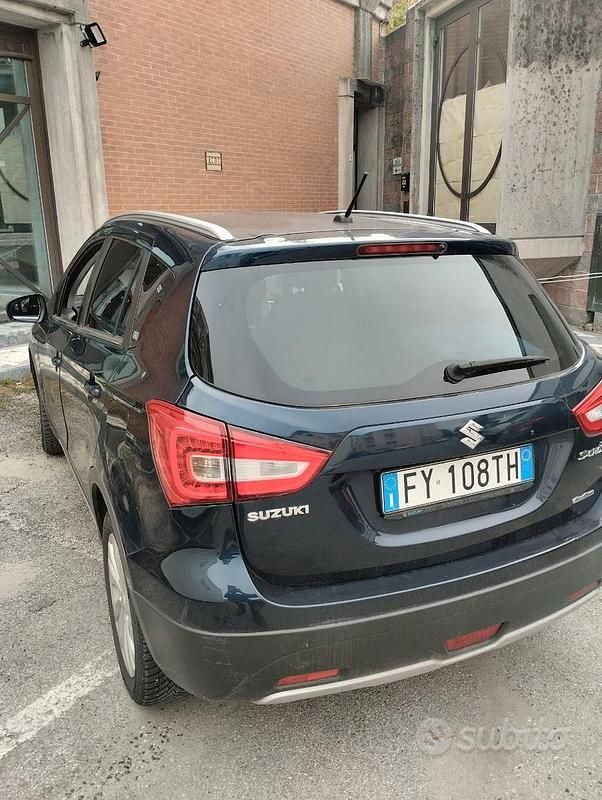 Usata Suzuki SX4 S-Cross 120 CV (88 kW) 2019 Blu SUV