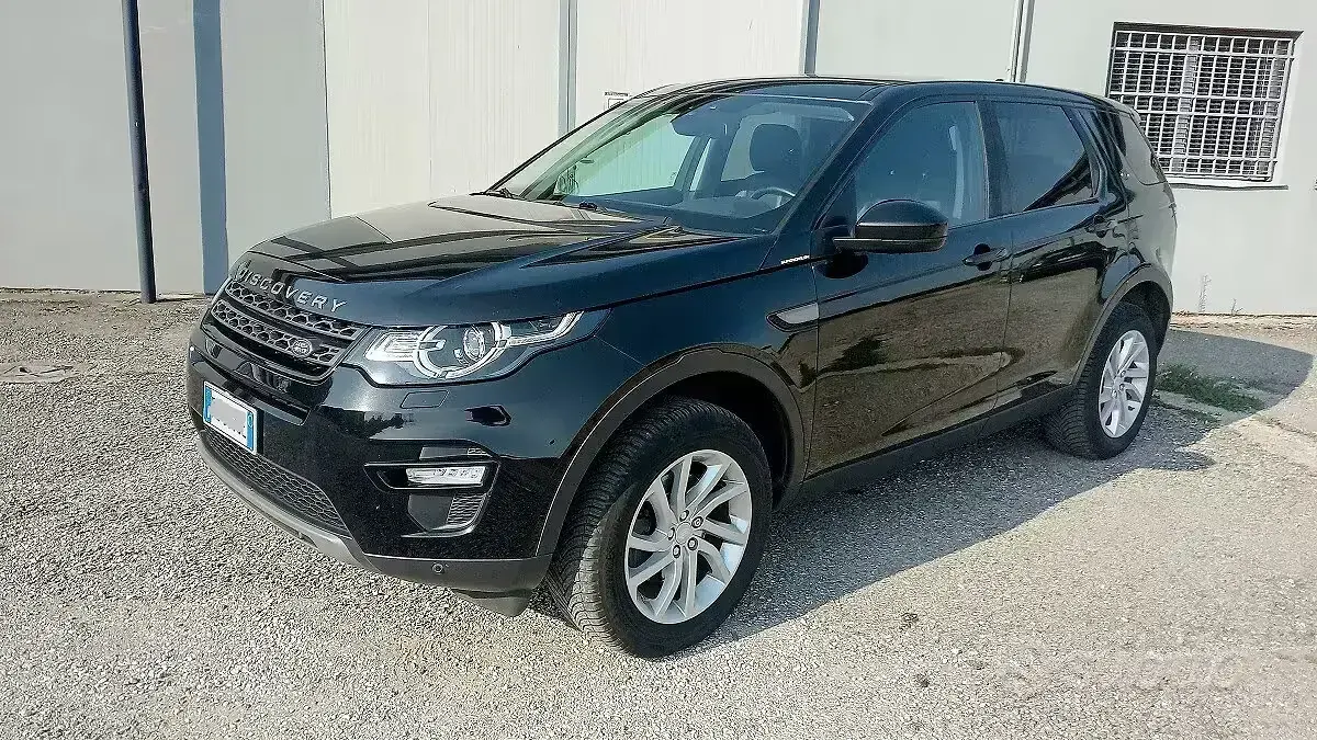Usata Land Rover Discovery Sport HSE 179 CV (131 kW) 2016 Nero SUV
