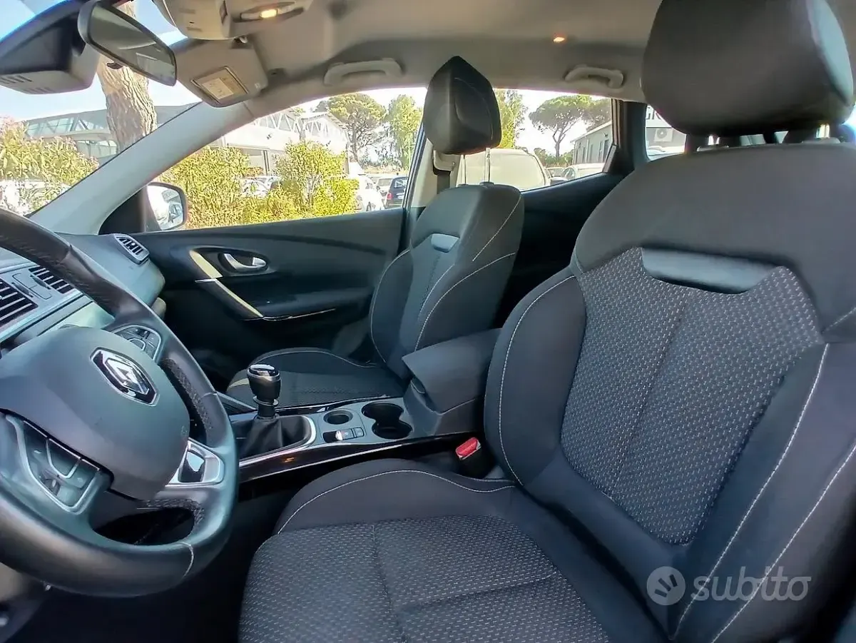 Usata Renault Kadjar Business 116 CV (85 kW) 2019 Blu SUV