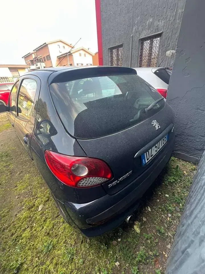Usata Peugeot 206 60 CV (44 kW) 2009 Other Berlina