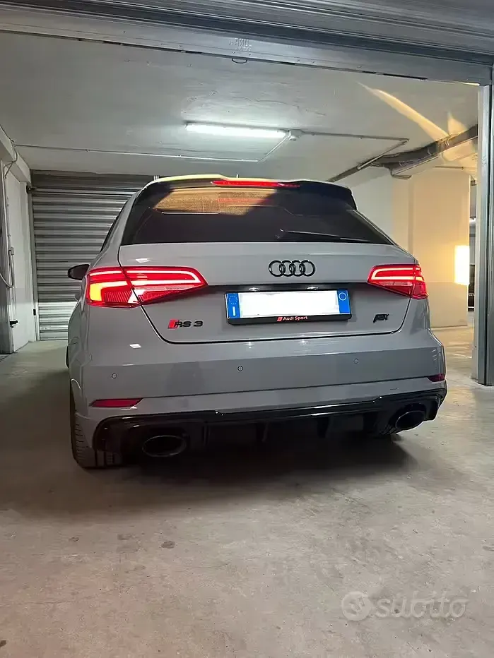 Usata Audi RS3 Comfort 400 CV (294 kW) 2019 Grigio Berlina