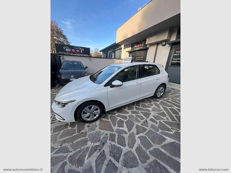 Usata VW Golf VIII Life 110 CV (80 kW) 2021 Bianco Berlina