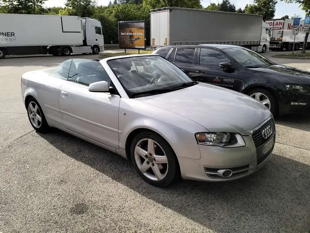 Usata Audi A4 Cabriolet Ambiente 140 CV (102 kW) 2007 Argento Cabrio