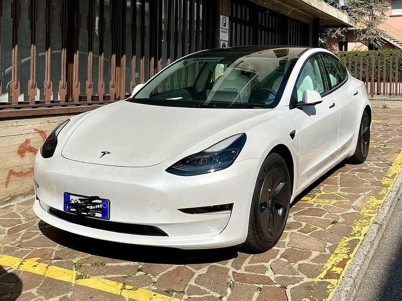 Usata Tesla Model 3 Performance 155 kW (211 CV) 2021 Bianco Berlina