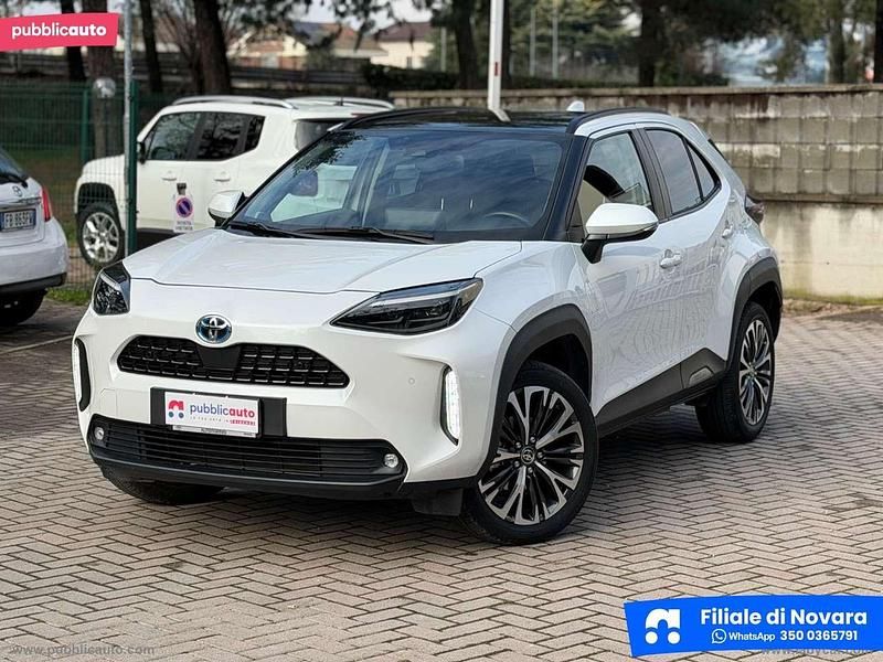 Bianco Usata 2023 Toyota Yaris Cross Lounge SUV | 21.500 € (Super prezzo) - Immagine 1/4