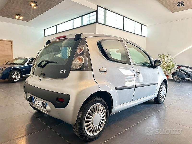 Usata Citroën C1 68 CV (50 kW) 2008 Grigio Utilitaria