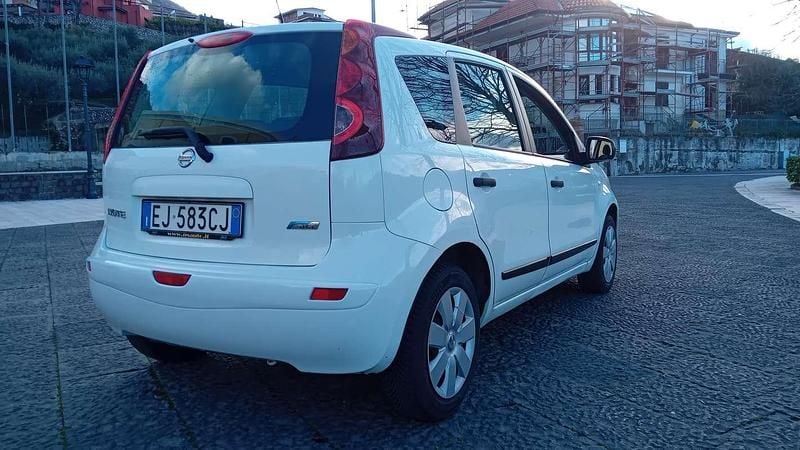 Usata Nissan Note Visia 90 CV (66 kW) 2011 Bianco Monovolume
