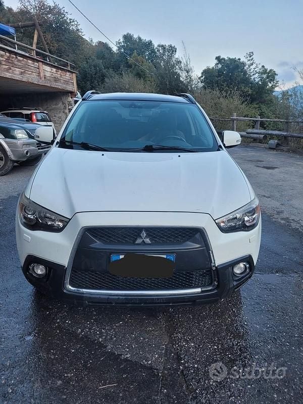 Usata Mitsubishi ASX 150 CV (110 kW) 2011 Bianco SUV