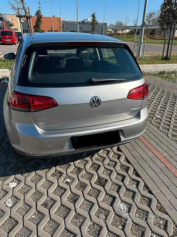 Usata VW Golf VII 110 CV (80 kW) 2014 Marrone Berlina