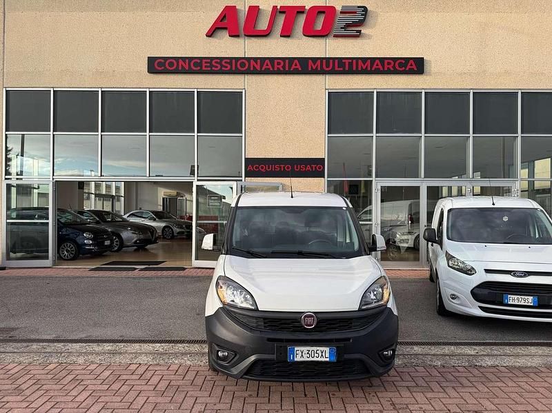 Usata Fiat Doblò 105 CV (77 kW) 2019 Bianco Monovolume