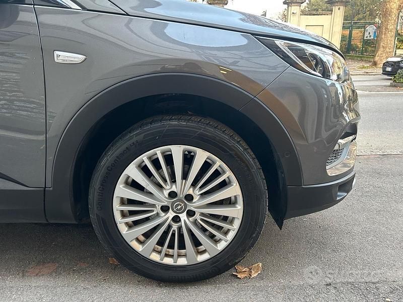 Usata Opel Grandland X Ultimate 131 CV (96 kW) 2018 Grigio SUV