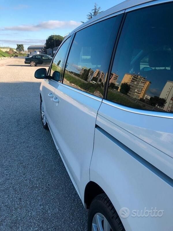 Usata VW Sharan 140 CV (102 kW) 2013 Bianco Monovolume
