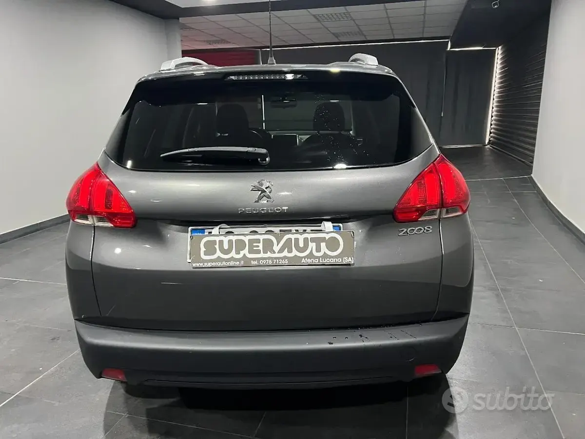Usata Peugeot 2008 Allure 68 CV (50 kW) 2014 Grigio scuro SUV