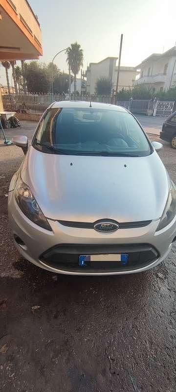 Usata Ford Fiesta 60 CV (44 kW) 2011 Utilitaria