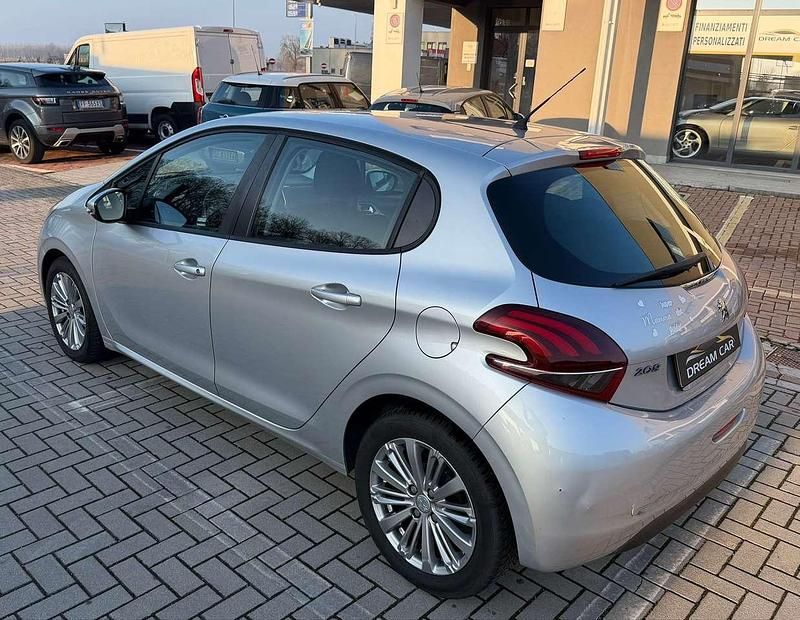 Usata Peugeot 208 Allure 75 CV (55 kW) 2016 Argento Utilitaria