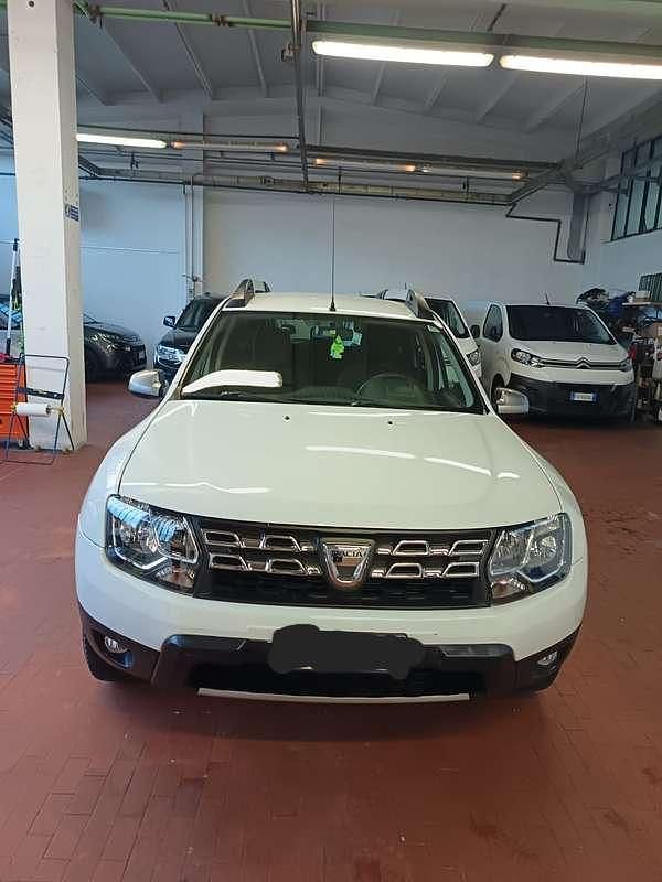 Usata Dacia Duster 109 CV (80 kW) 2015 Bianco SUV