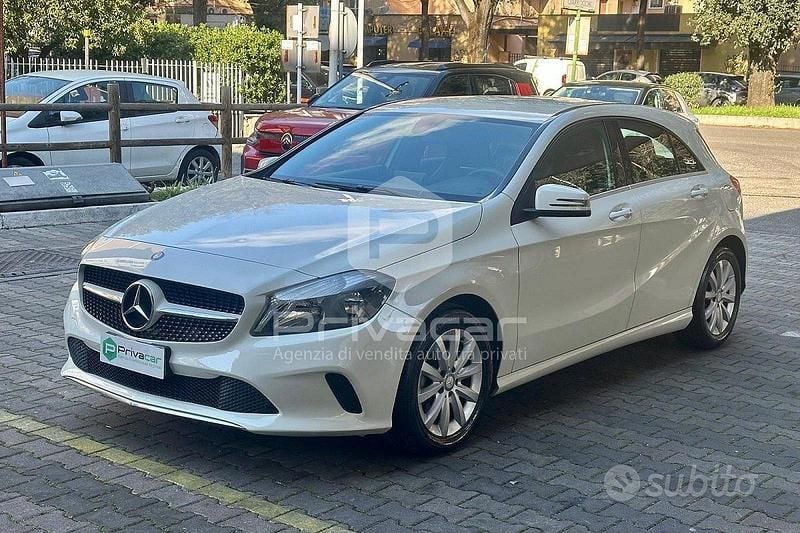 Usata Mercedes A180 Executive 109 CV (80 kW) 2017 Bianco Utilitaria