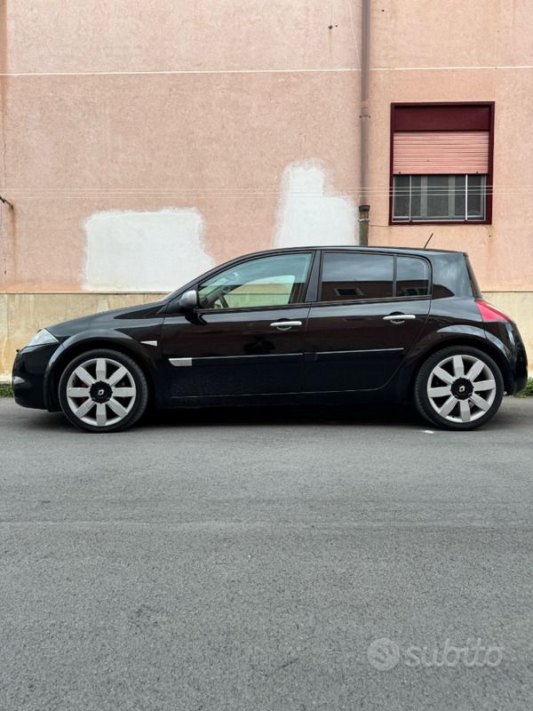 Usata Renault Mégane II R.S. 224 CV (164 kW) 2004 Nero Berlina
