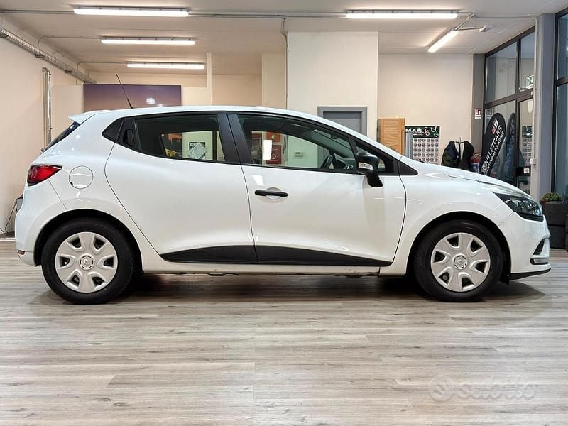 Usata Renault Clio IV 75 CV (55 kW) 2016 Bianco Furgone