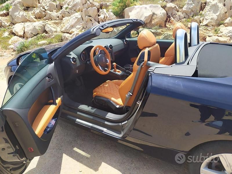 Usata Audi TT Roadster 200 CV (147 kW) 2007 Blu Cabrio