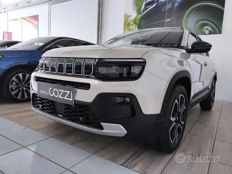 Nuova Jeep Avenger 101 CV (74 kW) 2026 Giallo SUV