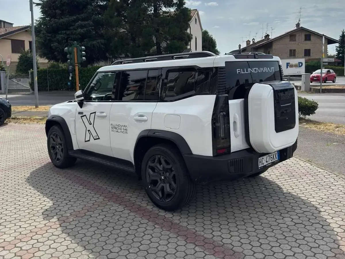 Usata ICH-X K3 238 CV (175 kW) 2026 Pearl white SUV