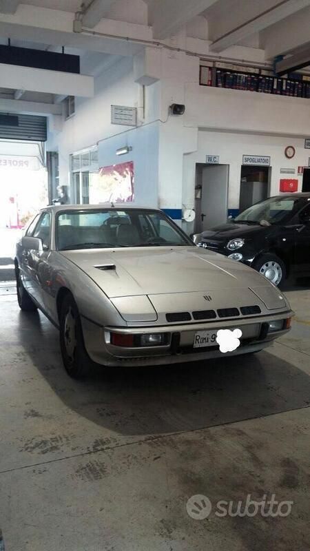 Usata Porsche 924 177 CV (130 kW) 1983 Grigio Coupé