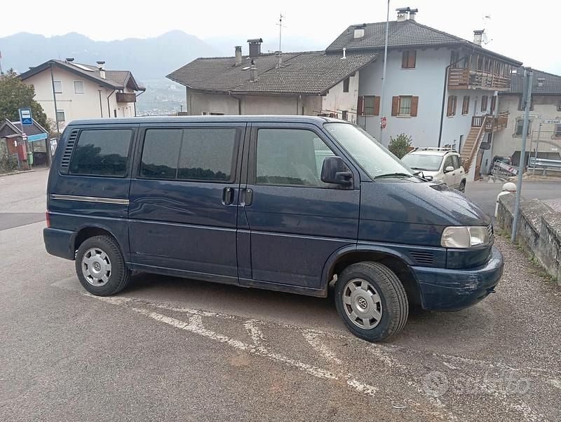 Usata VW Transporter Classicline 68 CV (50 kW) 1996 Blu Furgone