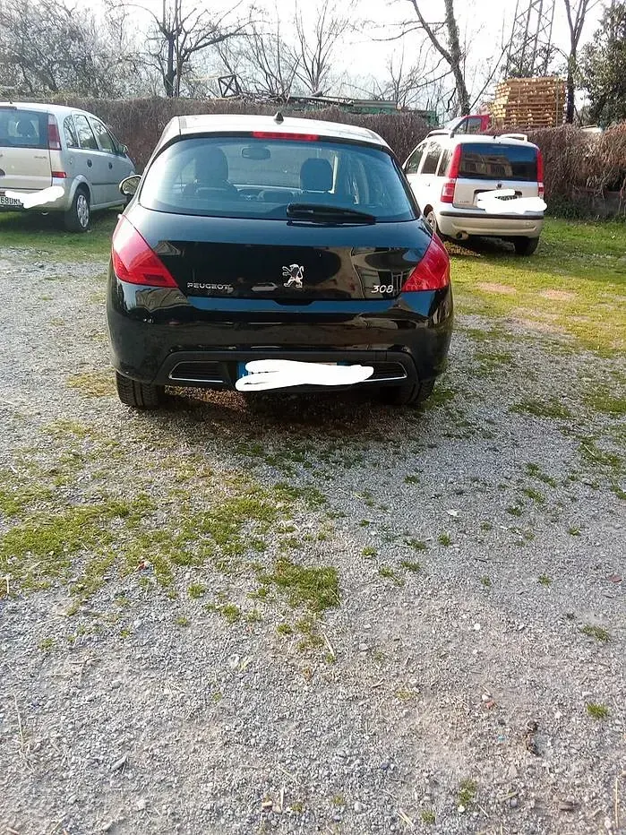 Usata Peugeot 308 80 CV (58 kW) 2009 Nero Utilitaria