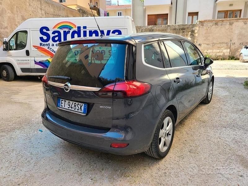 Usata Opel Zafira Tourer 110 CV (80 kW) 2014 Grigio Monovolume