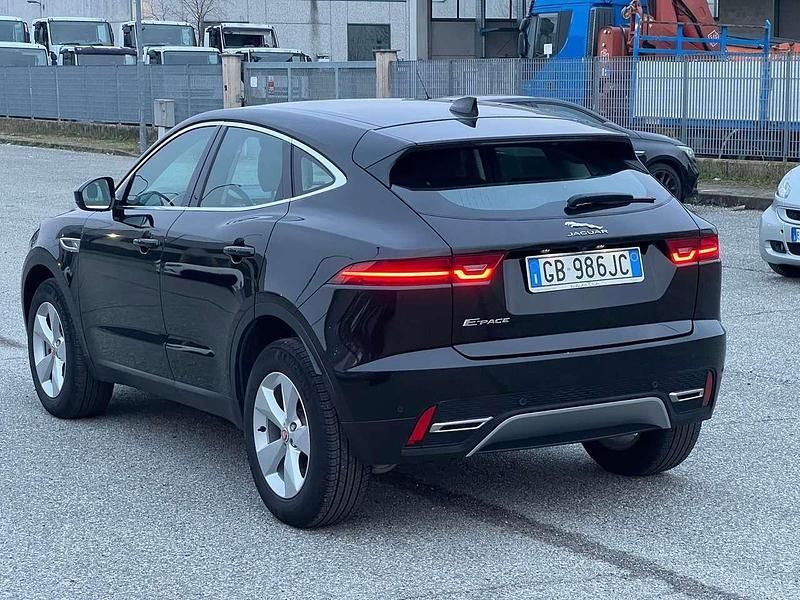Usata Jaguar E-Pace 163 CV (119 kW) 2021 Nero SUV