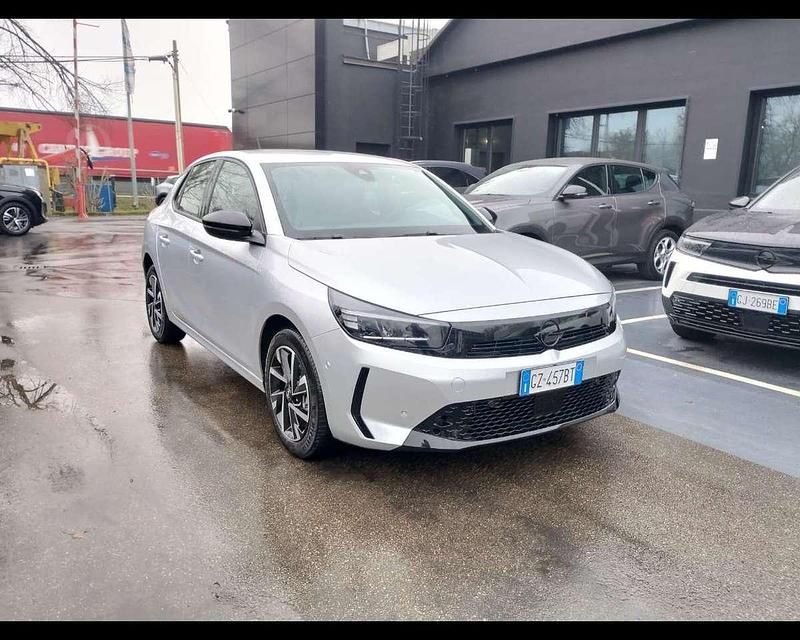 Usata Opel Corsa 101 CV (74 kW) 2025 Argento Berlina