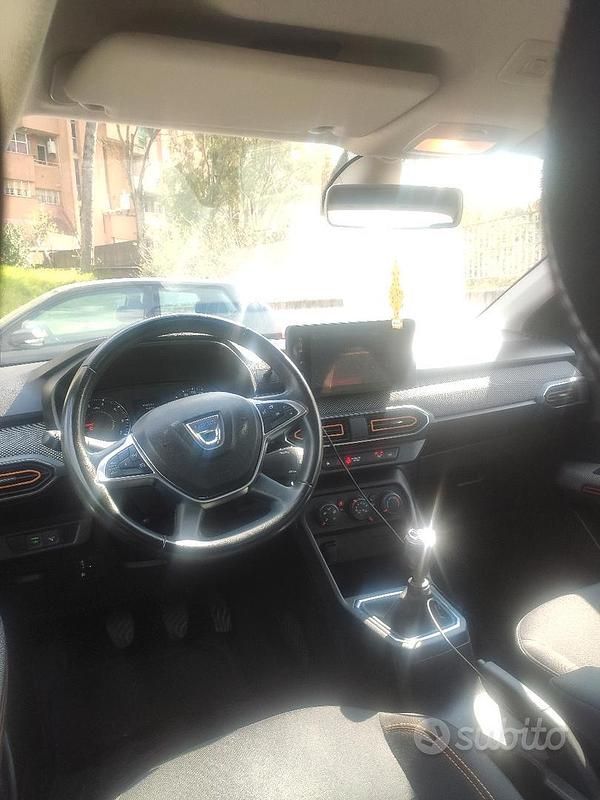 Usata Dacia Sandero Stepway 101 CV (74 kW) 2023 Rosso Monovolume