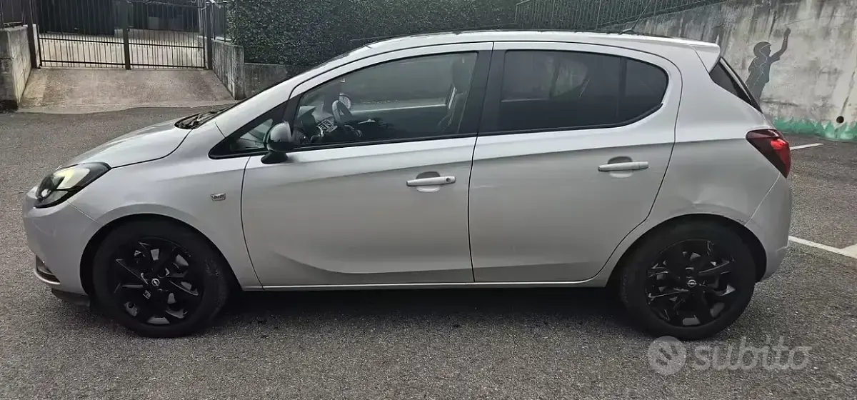 Usata Opel Corsa 95 CV (69 kW) 2017 Grigio Utilitaria