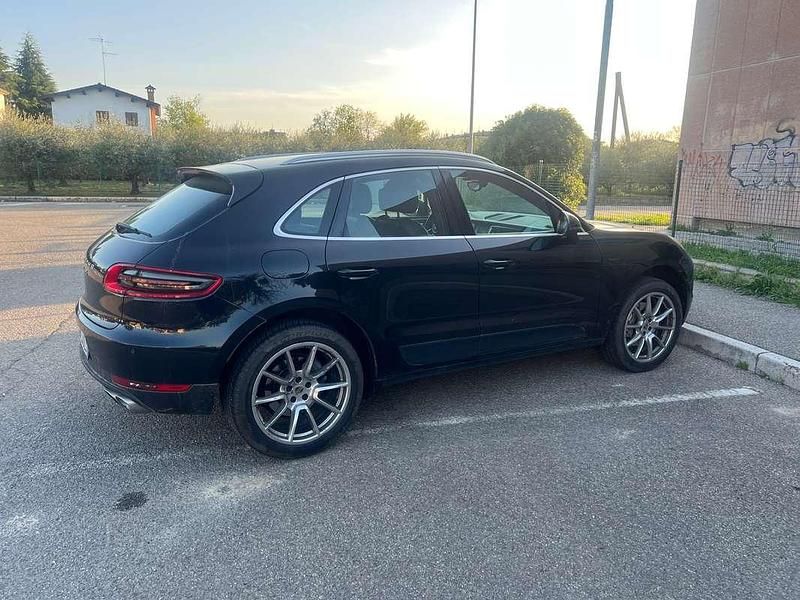 Usata Porsche Macan 250 CV (183 kW) 2015 Nero SUV