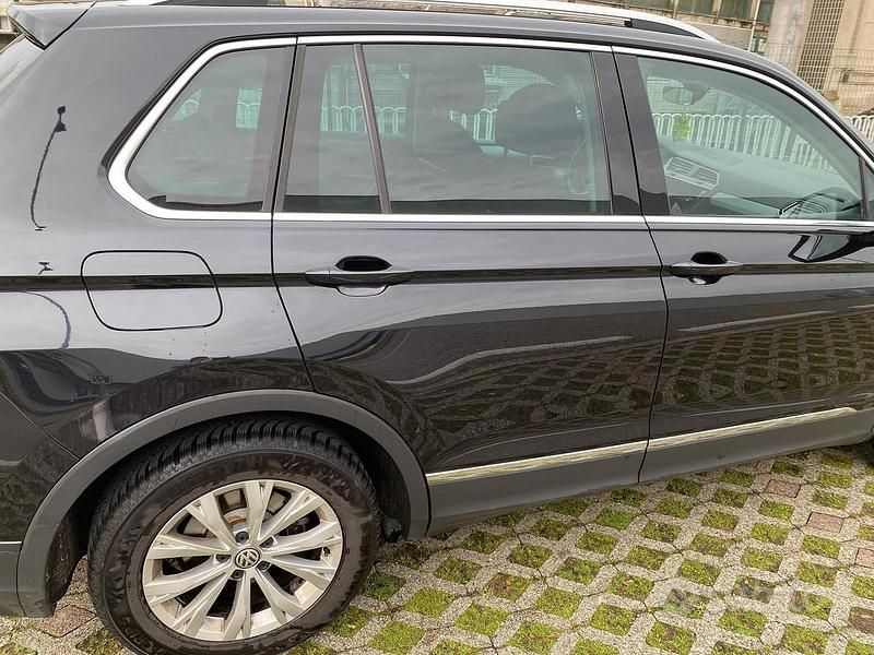 Usata VW Tiguan 2019 Nero SUV
