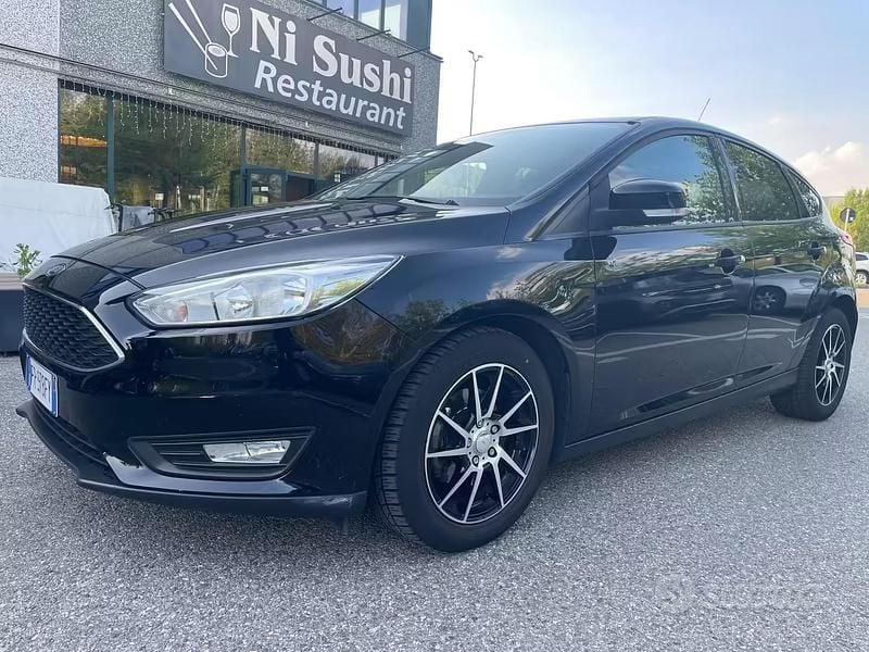 Usata Ford Focus 95 CV (69 kW) 2018 Nero Berlina