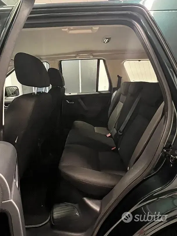 Usata Land Rover Freelander 2 150 CV (110 kW) 2014 Nero SUV