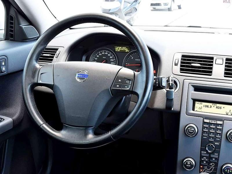 Usata Volvo V50 109 CV (80 kW) 2010 Bianco Station wagon