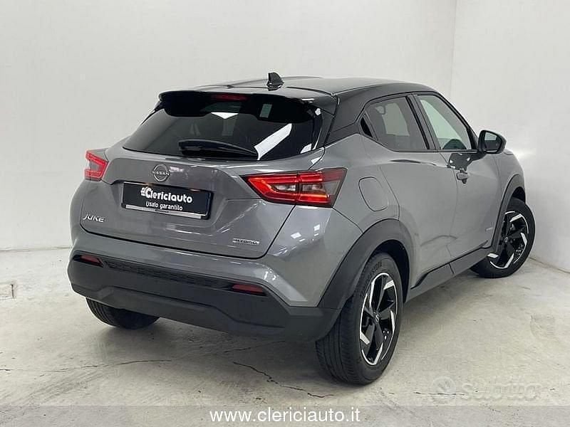 Usata Nissan Juke N-Connecta 143 CV (105 kW) 2023 Grigio SUV