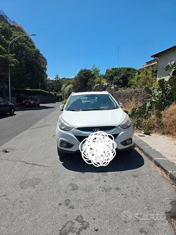 Usata Hyundai ix35 115 CV (84 kW) 2012 Bianco SUV