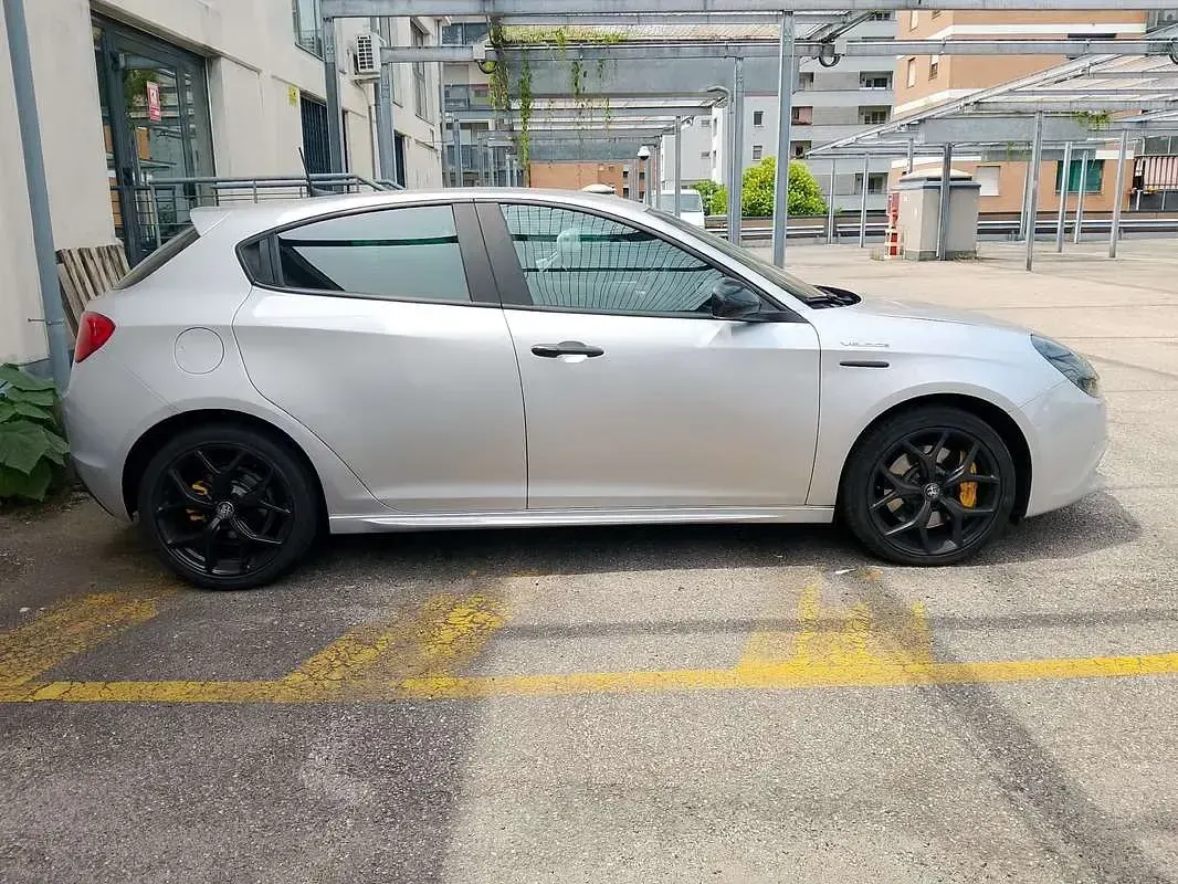 Usata Alfa Romeo Giulietta Veloce 170 CV (125 kW) 2019 Utilitaria