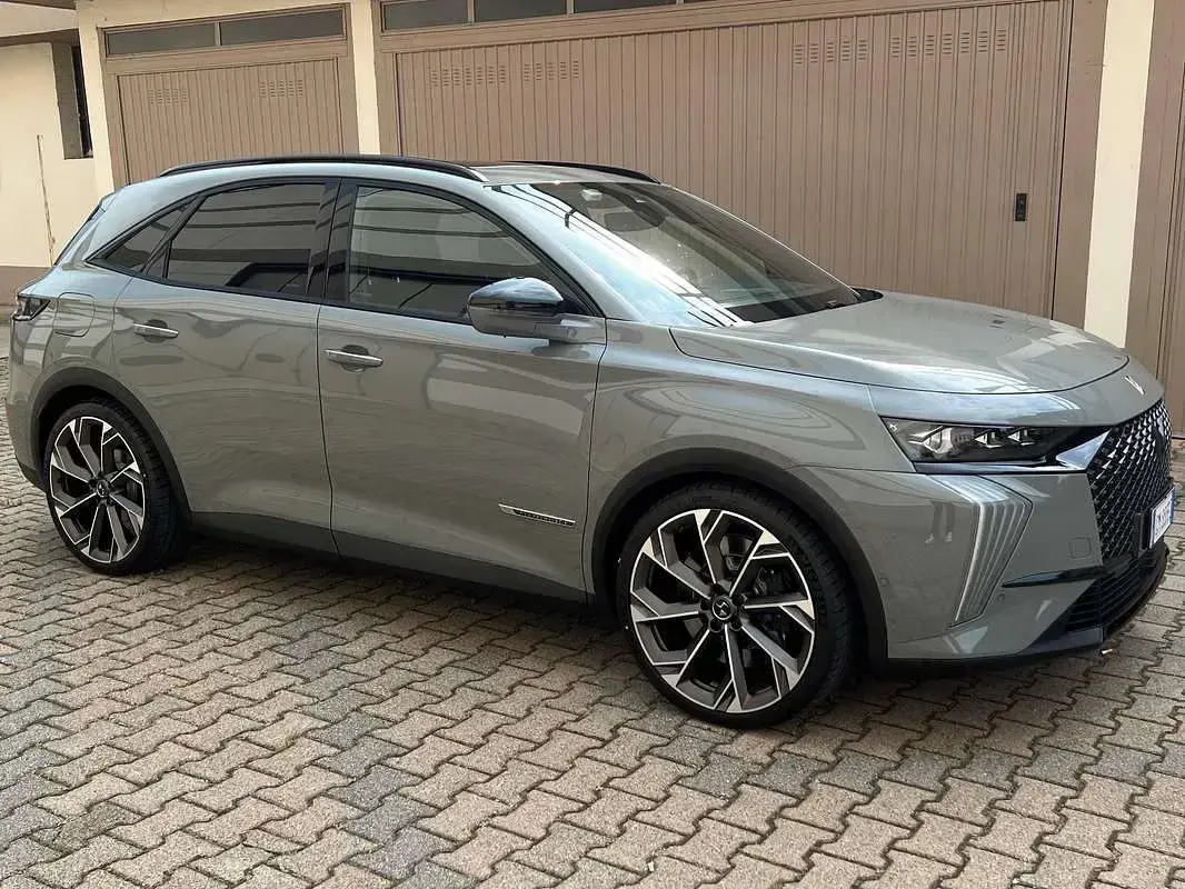Usata DS Automobiles DS7 Crossback 360 CV (264 kW) 2023 Grigio SUV