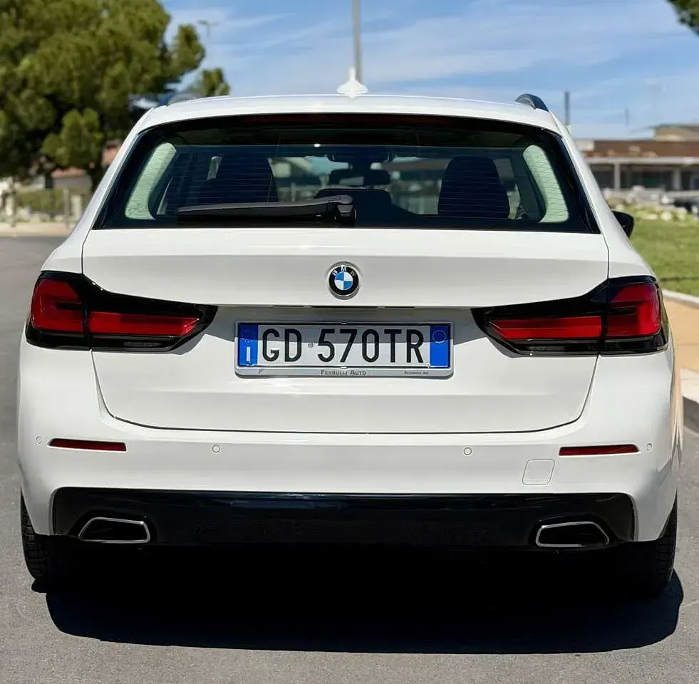 Usata BMW 520 Sport Line 190 CV (139 kW) 2020 Bianco Station wagon