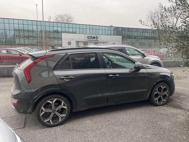 Usata Kia Niro 105 CV (77 kW) 2022 Grigio SUV