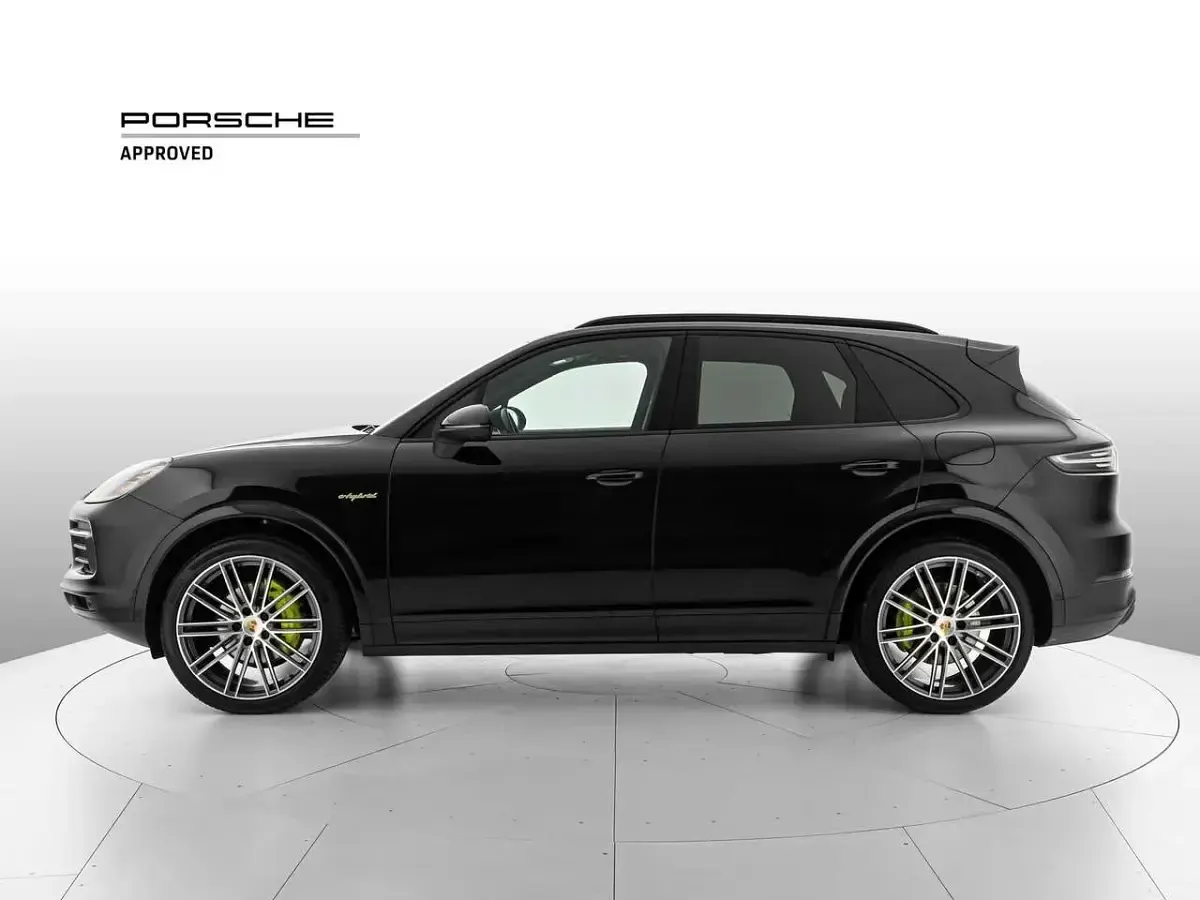 Usata Porsche Cayenne 462 CV (339 kW) 2020 Nero jet metallizzato SUV