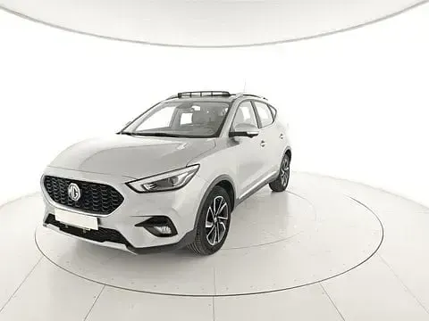 Occasion MG ZS Luxury 111 PK (81 kW) 2023 Zilver SUV