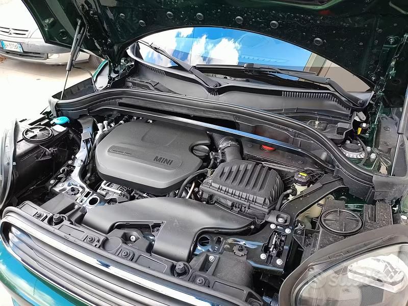 Second-hand Mini Cooper D Countryman 116 CP (85 kW) 2019 Verde SUV
