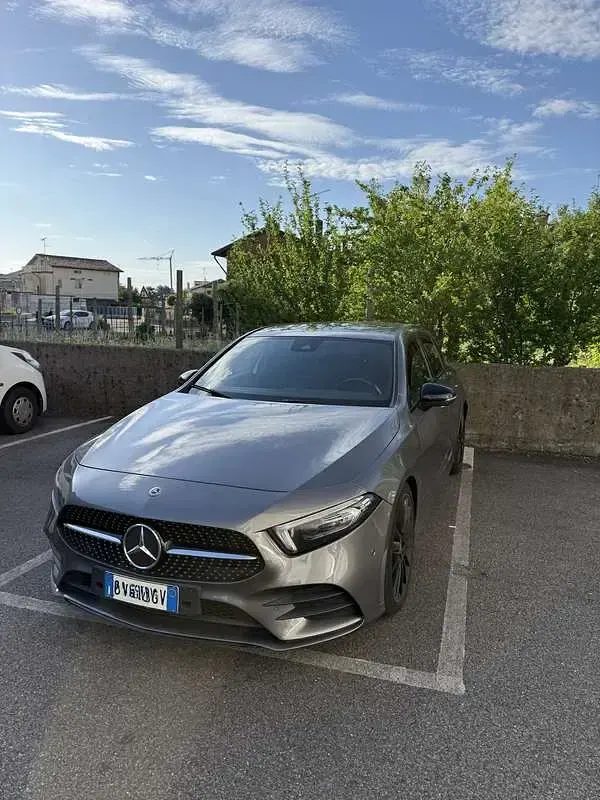 Usata Mercedes A180 AMG line 116 CV (85 kW) 2021 Berlina